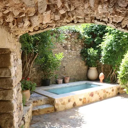 Maison, Charme, Vieilles Pierres Hébergement de vacances La Capelle-et-Masmolene